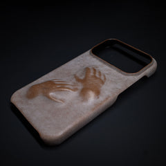 Relief art palm design leather mobile phone case concept sculpture high-grade cowhide texture old gift New Year gift suitable for Apple iPhone17pro 16promax hand-made customization