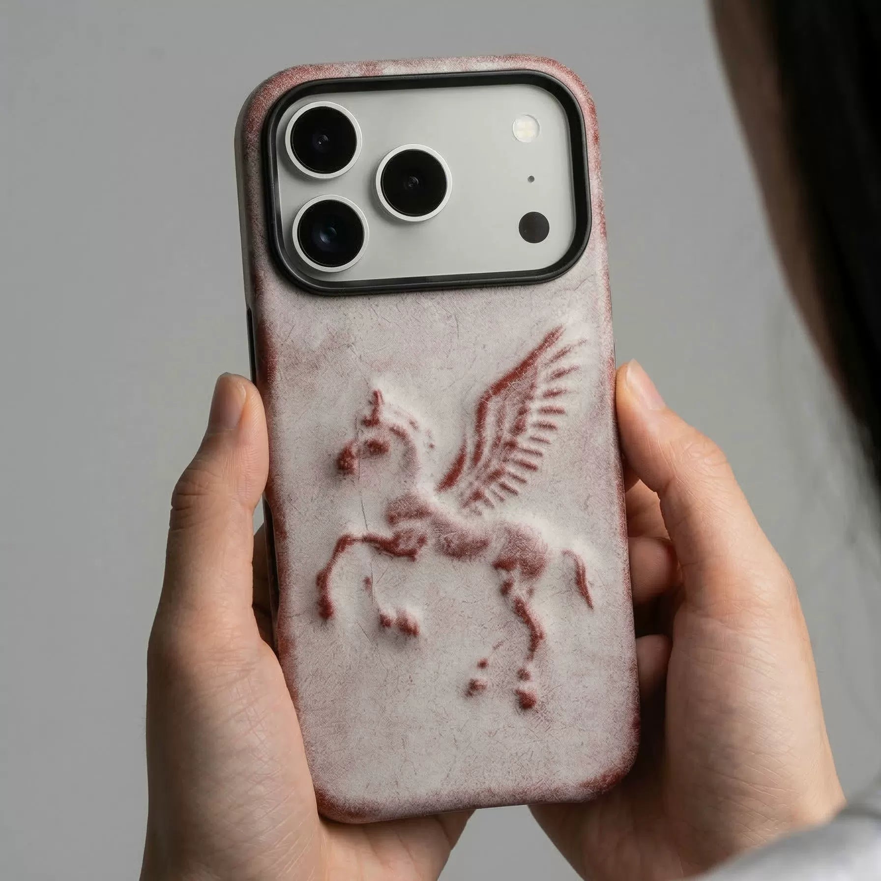 Three-pack all-inclusive mobile phone case, anti-fall horse embossed leather mobile phone case, suitable for iPhone17pro creative original 17promax year of the horse gift birthday genuine leather handmade custom texture